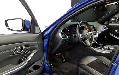 BMW 3 серия, 2019 год, 3 350 000 рублей, 10 фотография