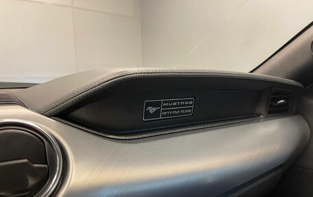 Ford Mustang VI рестайлинг, 2019 год, 3 397 000 рублей, 13 фотография