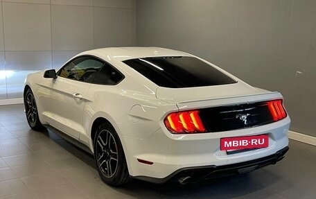 Ford Mustang VI рестайлинг, 2019 год, 3 397 000 рублей, 4 фотография