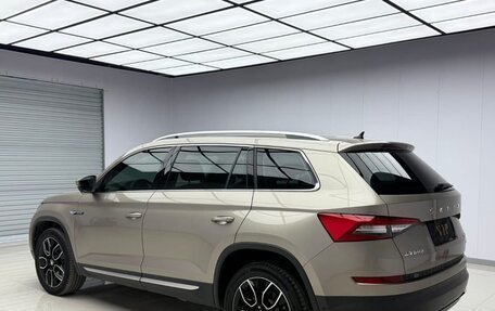 Skoda Kodiaq I, 2020 год, 2 375 000 рублей, 2 фотография