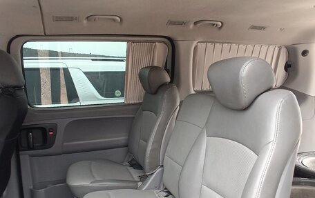Hyundai Grand Starex Grand Starex I рестайлинг 2, 2008 год, 950 000 рублей, 2 фотография