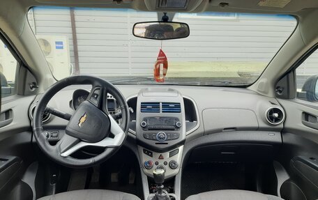 Chevrolet Aveo III, 2012 год, 550 000 рублей, 4 фотография