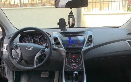 Hyundai Elantra V, 2015 год, 1 200 000 рублей, 10 фотография