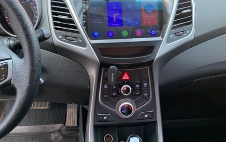 Hyundai Elantra V, 2015 год, 1 200 000 рублей, 11 фотография