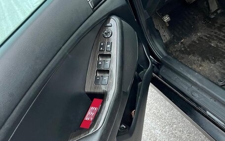 KIA K5 I рестайлинг, 2011 год, 1 200 000 рублей, 8 фотография