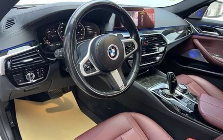 BMW 5 серия, 2020 год, 3 900 000 рублей, 8 фотография