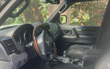 Mitsubishi Pajero IV, 2019 год, 5 500 000 рублей, 6 фотография
