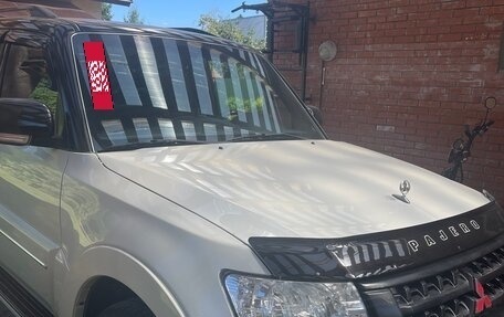 Mitsubishi Pajero IV, 2019 год, 5 500 000 рублей, 5 фотография