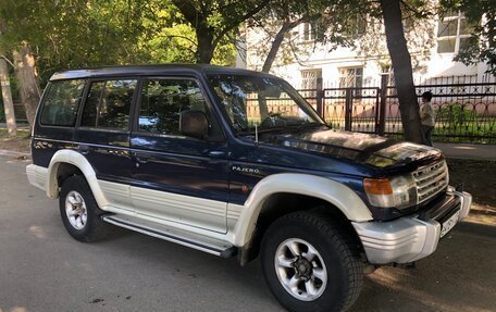 Mitsubishi Pajero III рестайлинг, 1995 год, 450 000 рублей, 2 фотография