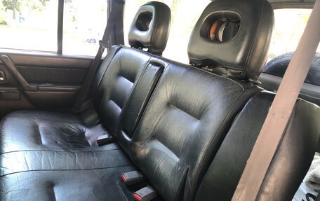 Mitsubishi Pajero III рестайлинг, 1995 год, 450 000 рублей, 16 фотография