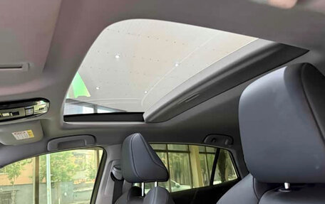 Toyota Venza, 2022 год, 2 640 999 рублей, 14 фотография