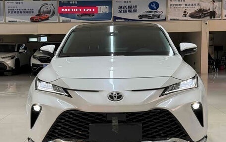 Toyota Venza, 2022 год, 2 640 999 рублей, 2 фотография