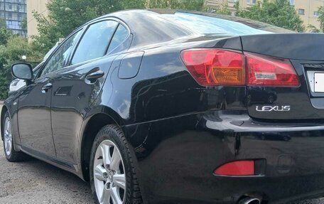Lexus IS II рестайлинг 2, 2005 год, 1 350 000 рублей, 17 фотография