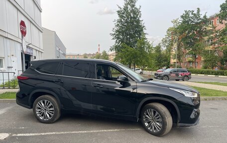 Toyota Highlander, 2025 год, 4 930 000 рублей, 5 фотография