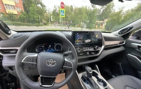 Toyota Highlander, 2025 год, 4 930 000 рублей, 11 фотография
