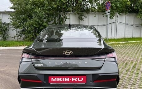 Hyundai Elantra, 2023 год, 1 990 000 рублей, 4 фотография
