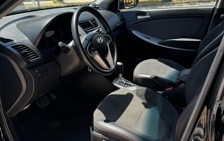 Hyundai Solaris II рестайлинг, 2012 год, 1 050 000 рублей, 8 фотография