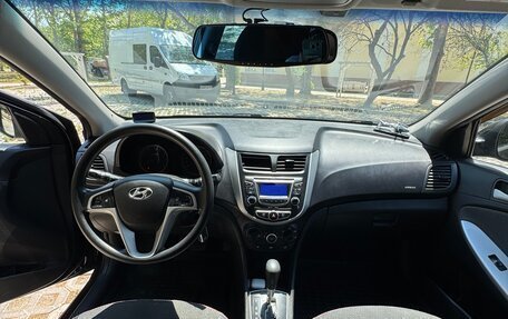 Hyundai Solaris II рестайлинг, 2012 год, 1 050 000 рублей, 11 фотография