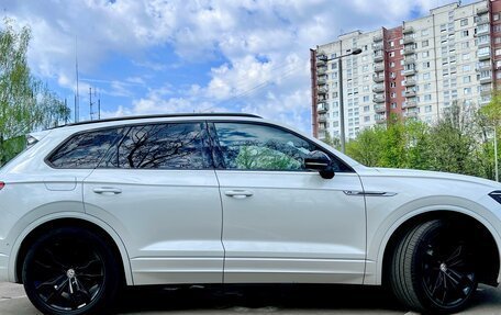 Volkswagen Touareg III, 2019 год, 9 800 000 рублей, 4 фотография