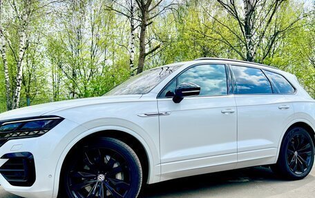 Volkswagen Touareg III, 2019 год, 9 800 000 рублей, 6 фотография