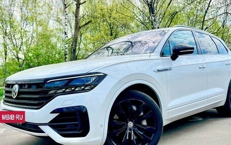 Volkswagen Touareg III, 2019 год, 9 800 000 рублей, 5 фотография