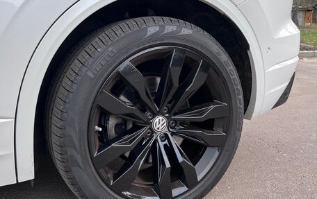 Volkswagen Touareg III, 2019 год, 9 800 000 рублей, 25 фотография