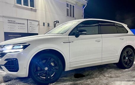 Volkswagen Touareg III, 2019 год, 9 800 000 рублей, 33 фотография