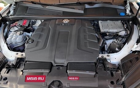 Volkswagen Touareg III, 2019 год, 9 800 000 рублей, 28 фотография