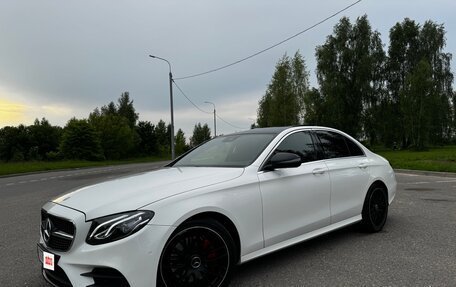 Mercedes-Benz E-Класс, 2017 год, 2 950 000 рублей, 13 фотография