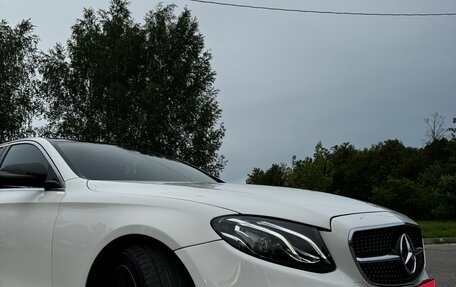 Mercedes-Benz E-Класс, 2017 год, 2 950 000 рублей, 10 фотография
