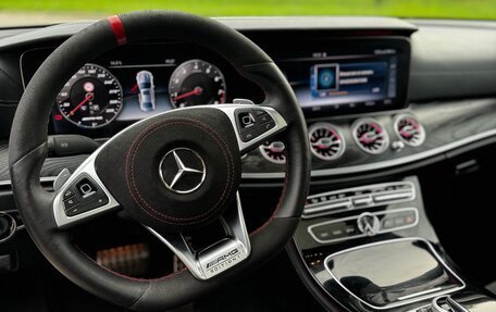 Mercedes-Benz E-Класс, 2017 год, 2 950 000 рублей, 32 фотография