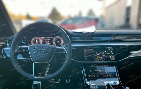 Audi A8, 2025 год, 17 000 000 рублей, 10 фотография