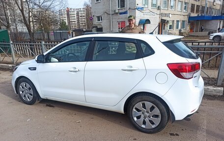 KIA Rio III рестайлинг, 2016 год, 1 100 000 рублей, 4 фотография