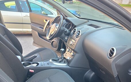 Nissan Qashqai, 2009 год, 999 999 рублей, 26 фотография