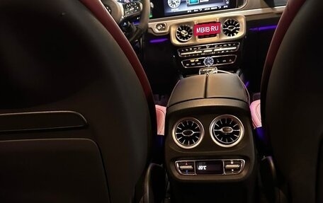 Mercedes-Benz G-Класс AMG, 2021 год, 21 000 000 рублей, 13 фотография