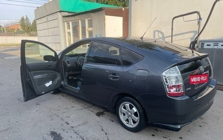 Toyota Prius, 2006 год, 733 000 рублей, 5 фотография