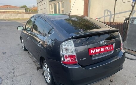 Toyota Prius, 2006 год, 733 000 рублей, 3 фотография