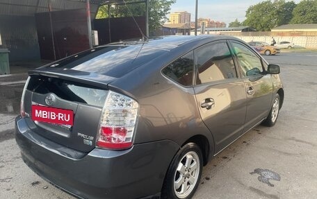 Toyota Prius, 2006 год, 733 000 рублей, 2 фотография