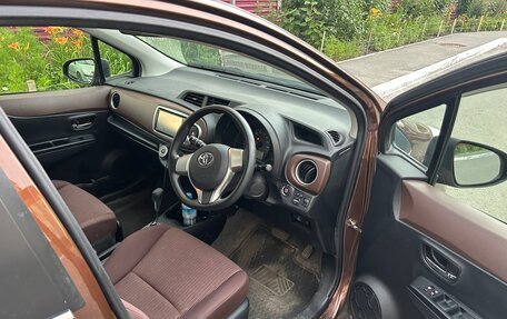 Toyota Vitz, 2011 год, 900 000 рублей, 6 фотография