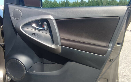 Toyota RAV4, 2011 год, 1 499 000 рублей, 13 фотография