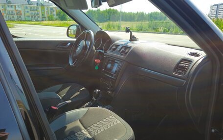 Skoda Yeti I рестайлинг, 2014 год, 1 400 000 рублей, 11 фотография