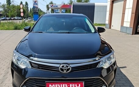 Toyota Camry, 2017 год, 2 050 000 рублей, 1 фотография