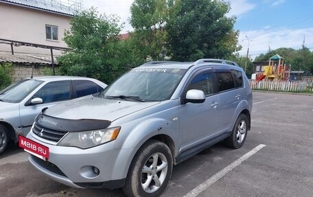 Mitsubishi Outlander III рестайлинг 3, 2008 год, 950 000 рублей, 11 фотография