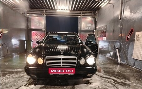 Mercedes-Benz E-Класс, 1998 год, 590 000 рублей, 5 фотография