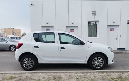 Renault Sandero II рестайлинг, 2015 год, 599 000 рублей, 4 фотография