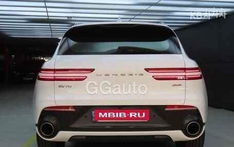 Genesis GV70, 2021 год, 2 832 000 рублей, 3 фотография