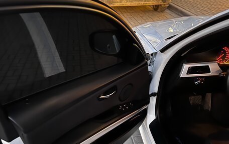BMW 3 серия, 2011 год, 1 200 000 рублей, 10 фотография