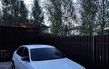 BMW 3 серия, 2011 год, 1 200 000 рублей, 34 фотография
