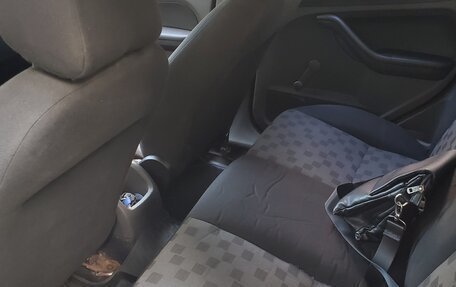 Ford Focus II рестайлинг, 2005 год, 199 999 рублей, 10 фотография