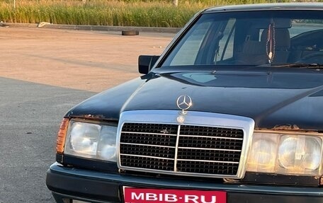 Mercedes-Benz W124, 1993 год, 380 000 рублей, 2 фотография